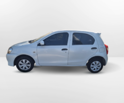 TOYOTA ETIOS X 1.5 5P 2016