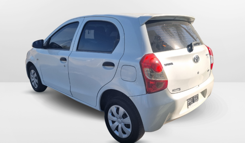 TOYOTA ETIOS X 1.5 5P 2016 lleno