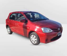 TOYOTA ETIOS XS 1.6 MT 5P 2014 lleno