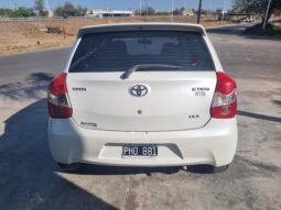 TOYOTA ETIOS X 1.5 5P 2016 lleno