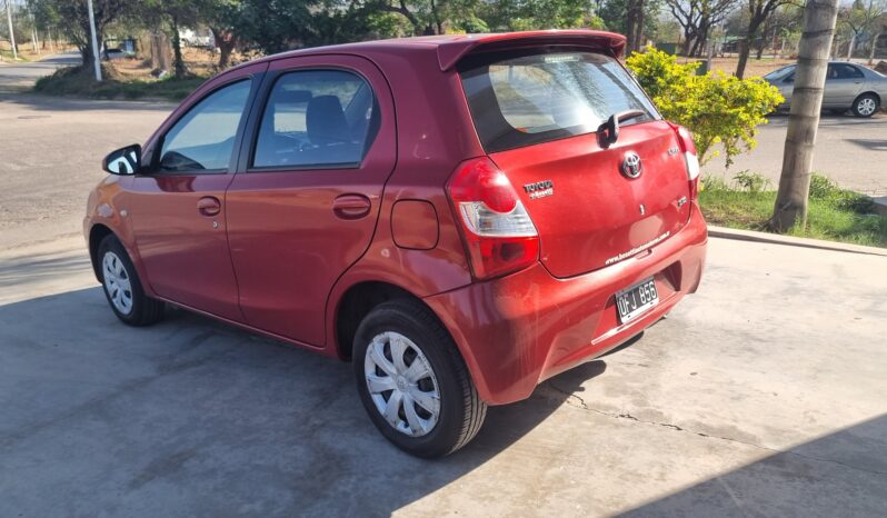 TOYOTA ETIOS XS 1.6 MT 5P 2014 lleno