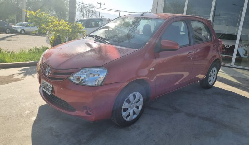 TOYOTA ETIOS XS 1.6 MT 5P 2014 lleno