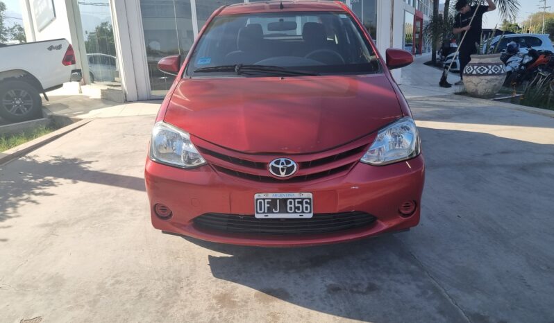 TOYOTA ETIOS XS 1.6 MT 5P 2014 lleno