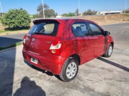 TOYOTA ETIOS XS 1.6 MT 5P 2014 lleno