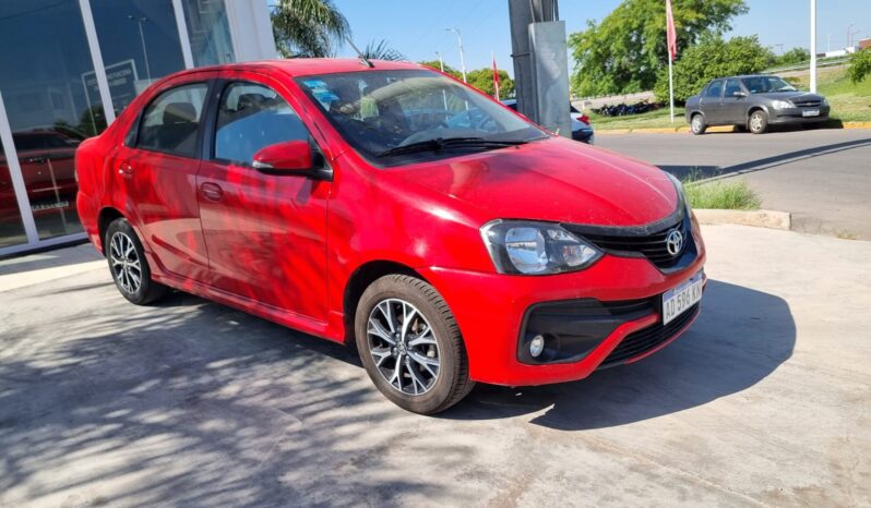 TOYOTA ETIOS XLS 1.5 AT 4P 2019 lleno