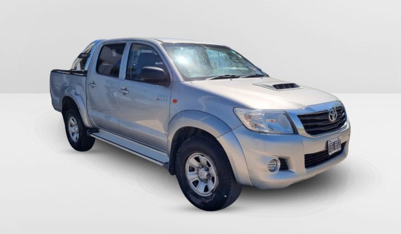 TOYOTA HILUX 4X2 CD SR 3.0 TDI 2015 lleno