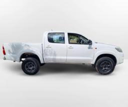 TOYOTA  HILUX 4X4 CD SR 3.0 2015 lleno