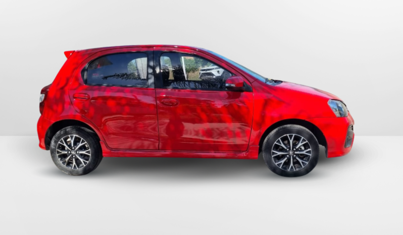 TOYOTA ETIOS XLS 1.5 6MT 5P 2019 lleno