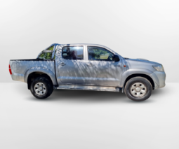 TOYOTA HILUX 4X2 CD SR 3.0 TDI 2015 lleno