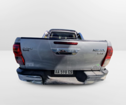 TOYOTA HILUX 4X2 SRV 6MT 2016 lleno