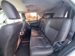 TOYOTA HILUX 4X2 SRV 6MT 2016 lleno