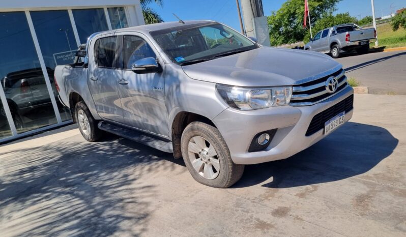 TOYOTA HILUX 4X2 SRV 6MT 2016 lleno