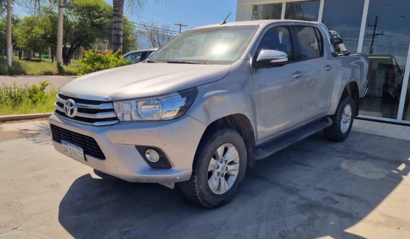 TOYOTA HILUX 4X2 SRV 6MT 2016 lleno