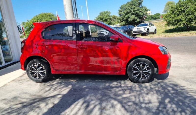 TOYOTA ETIOS XLS 1.5 6MT 5P 2019 lleno