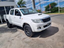 TOYOTA  HILUX 4X4 CD SR 3.0 2015 lleno