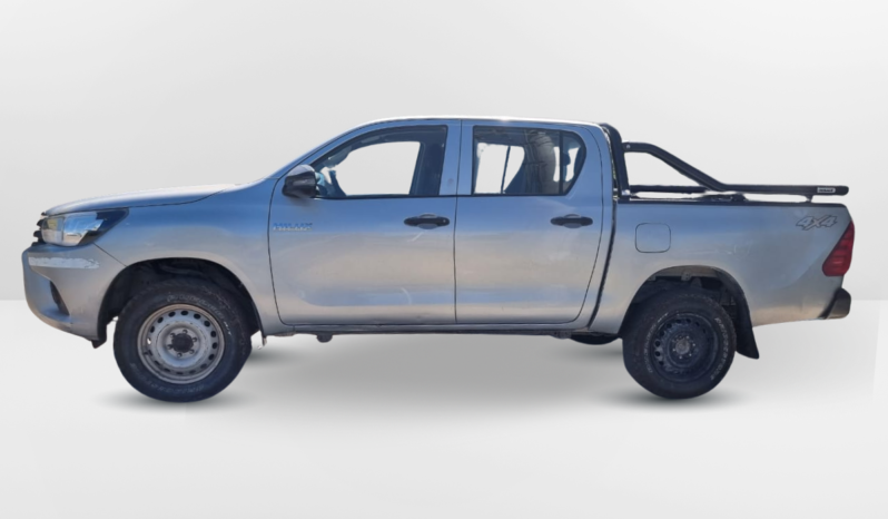 TOYOTA HILUX 4X4 CD DX 6MT 2017 lleno