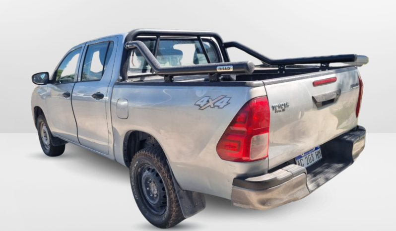 TOYOTA HILUX 4X4 CD DX 6MT 2017 lleno