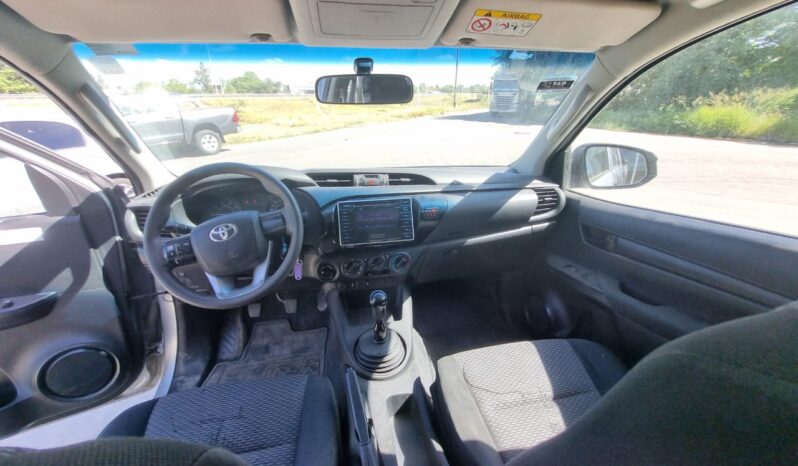 TOYOTA HILUX 4X4 CD DX 6MT 2017 lleno