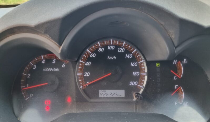 TOYOTA HILUX 4X4 SRV AT C/CUERO 2013 lleno