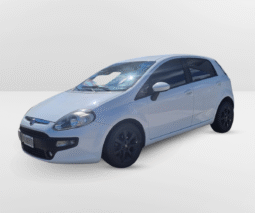 FIAT PUNTO ATRACTIVE 1.4 8V 2015 lleno
