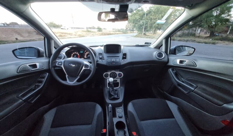 FORD FIESTA 1.6 L SE 5P 2018 lleno