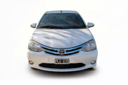 TOYOTA PLATINUM 1.5 MT 4P 2016 lleno