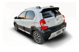 TOYOTA ETIOS CROSS 1.5 MT 2015