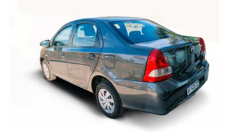 TOYOTA ETIOS X 1.5 6MT 4P 2022 lleno