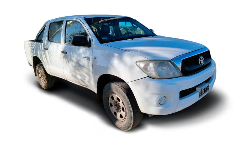 TOYOTA HILUX 4X2 CABINA DOBLE DX 2.5 2011 lleno