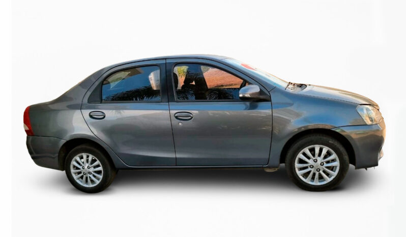 TOYOTA ETIOS XLS 1.5 MT 4P 2016 lleno