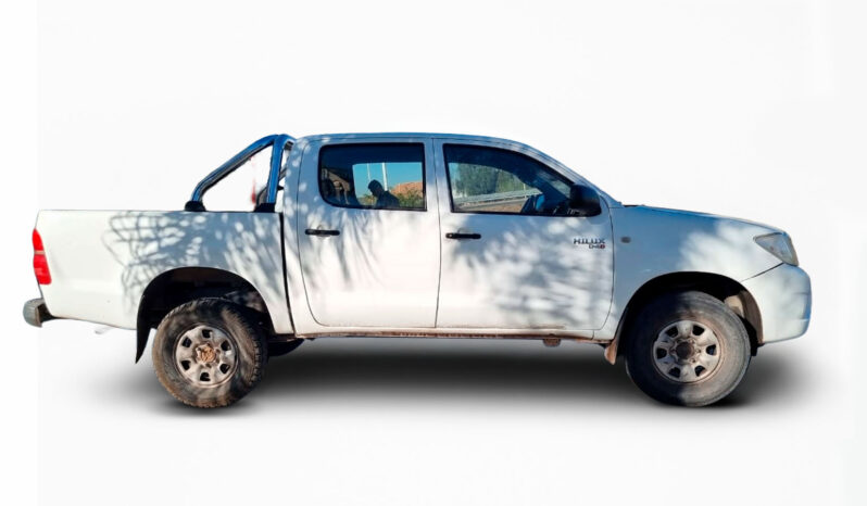 TOYOTA HILUX 4X2 CABINA DOBLE DX 2.5 2011 lleno