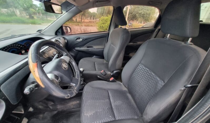 TOYOTA ETIOS XLS 1.5 MT 4P 2014 lleno