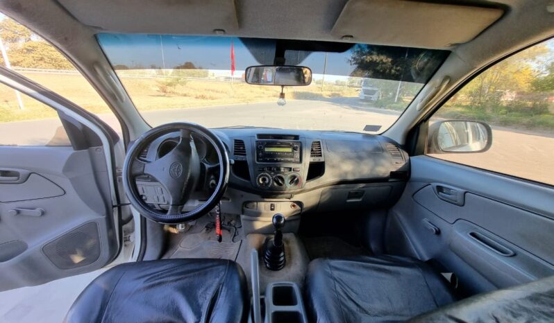TOYOTA HILUX 4X2 CABINA DOBLE DX 2.5 2011 lleno