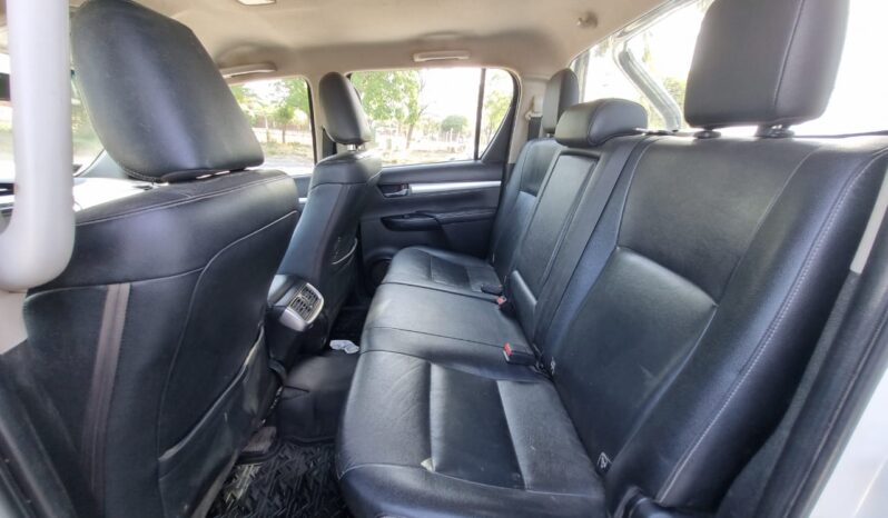 TOYOTA HILUX 4X4 D/C SRX 2.8 6MT 2016 lleno