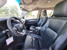 TOYOTA HILUX 4X4 D/C SRX 2.8 6MT 2016 lleno