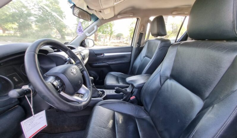 TOYOTA HILUX 4X4 D/C SRX 2.8 6MT 2016 lleno
