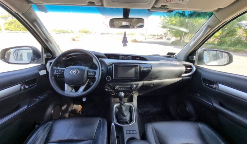 TOYOTA HILUX 4X4 D/C SRX 2.8 6MT 2016 lleno