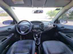 TOYOTA PLATINUM 1.5 MT 4P 2016 lleno