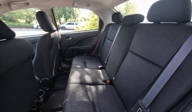TOYOTA ETIOS X 1.5 6MT 4P 2019 lleno