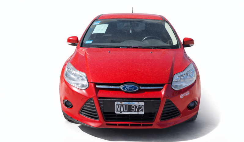 FORD FOCUS 5P 1.6 MT S 2014 lleno