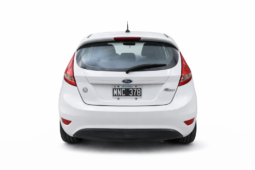 FORD FIESTA KINETIC TITANIUM DES 2013