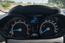 FORD FIESTA 1.6 L S 2015 lleno