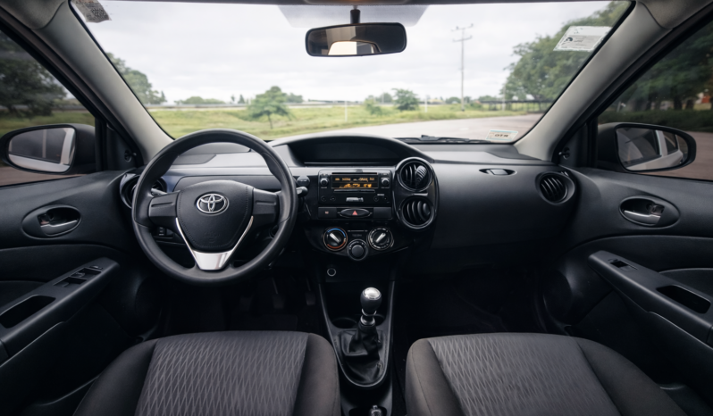 TOYOTA ETIOS X 1.5 6MT 5P 2019 lleno