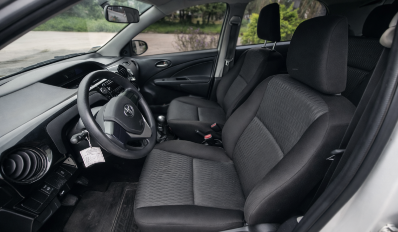 TOYOTA ETIOS X 1.5 6MT 5P 2019 lleno