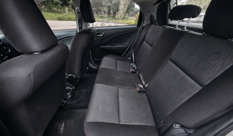 TOYOTA ETIOS X 1.5 6MT 5P 2019 lleno