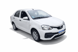 TOYOTA ETIOS XLS 1,5  6 MT 4P 2016