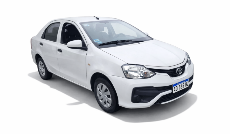 TOYOTA ETIOS XLS 1,5  6 MT 4P 2016 lleno