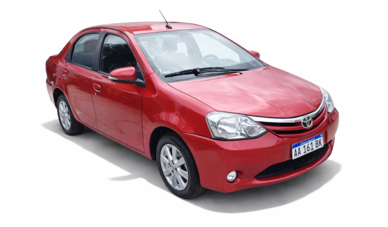 TOYOTA ETIOS XLS 1,5  6 MT 4P 2016 lleno