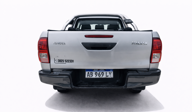 TOYOTA HILUX 4X2 D/C DX 2.4 TDI 6MT 2017 lleno