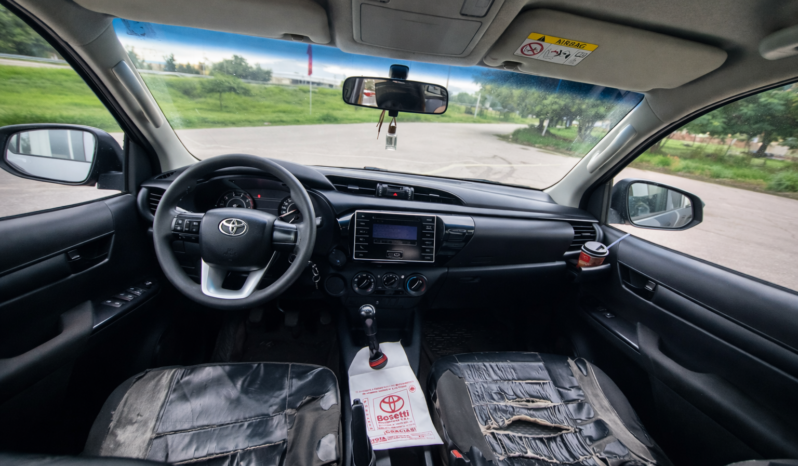 TOYOTA HILUX 4X2 D/C DX 2.4 TDI 6MT 2017 lleno